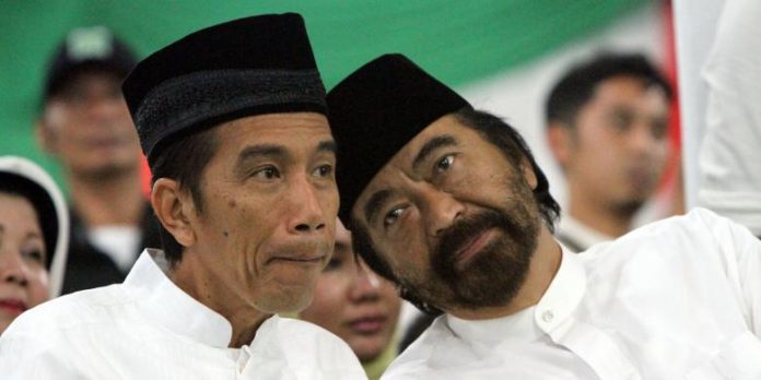 Jokowi Takut Surya Paloh?