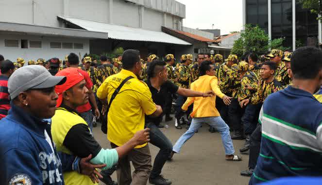 Partai Golkar Kayak ABG Labil?