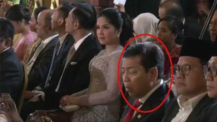 Di Debat, Jokowi Ngangguk Ngantuk?