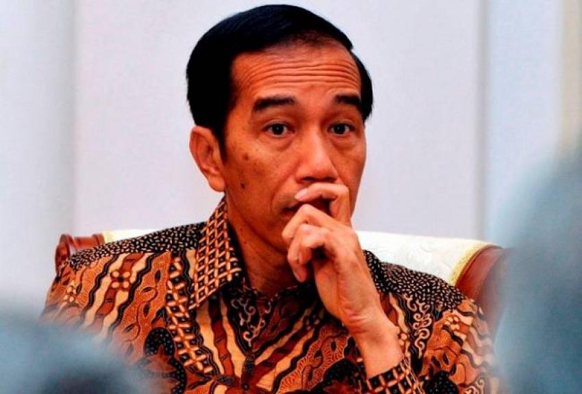 Presiden Jokowi dinilai terlambat dalam menangani pandemi Covid-19