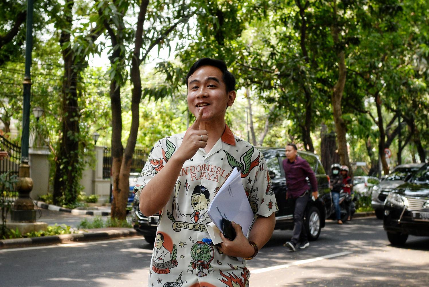 Gibran Pion Megawati Atur Jokowi