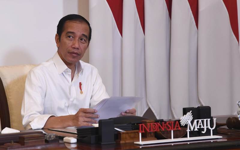 Presiden Jokowi saat memberikan keterangan resmi mengenai PSBB melalui unggahan video di akun Sekretariat Presiden pada 7 Mei 2020
