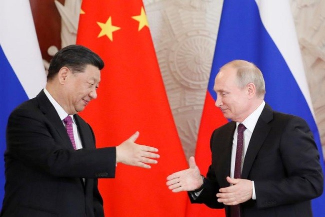 China Rusia akan berperang