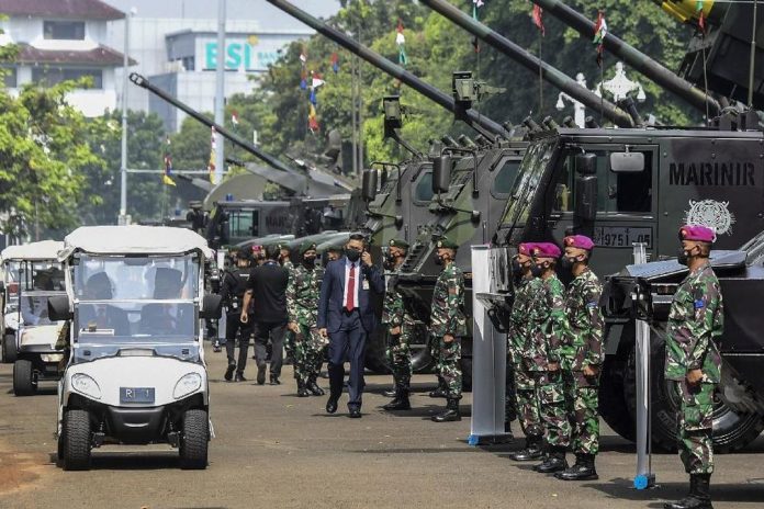 Grand Military Auto ala Jokowi