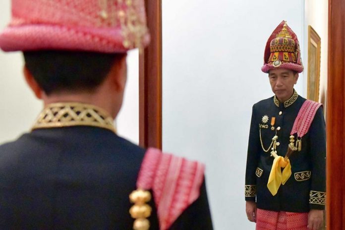 Jokowi dan Kembalinya Raja Jawa