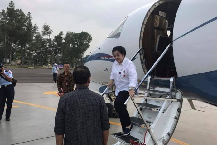 Kisah Megawati Saat Jadi Pilot