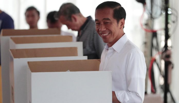 Sengkarut Pilkada 2020, Inkonsistensi Jokowi