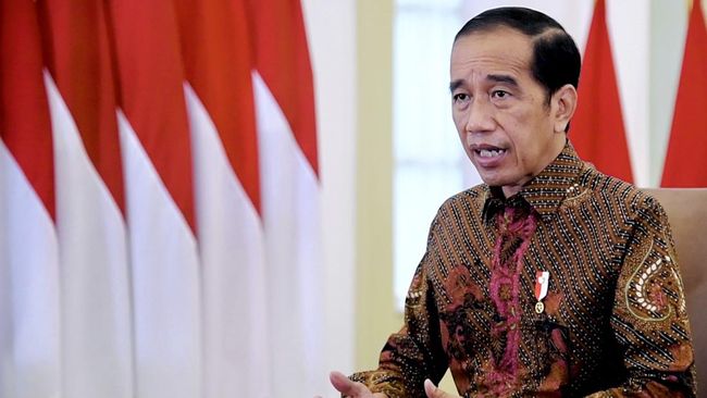 Jadi Pahlawan, Jokowi Revisi JHT?