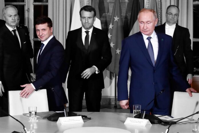 Membaca Taktik Zelensky Kalahkan Putin