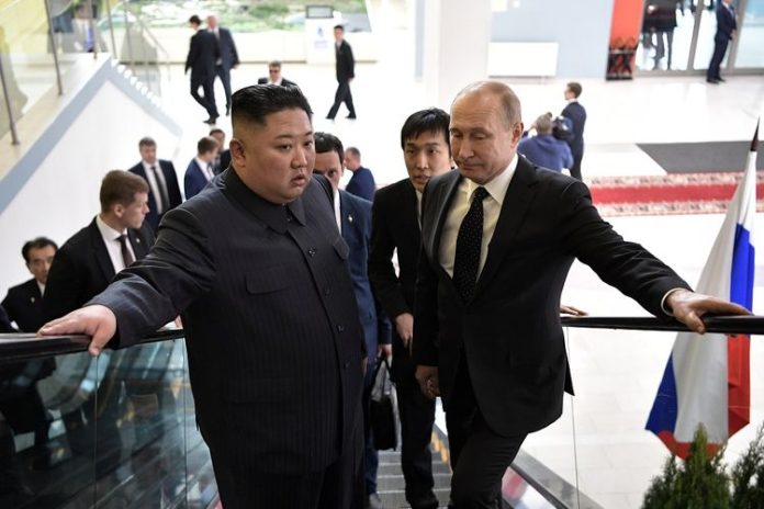 Kim Jong-un dan Putin seperti Anak Kecil?