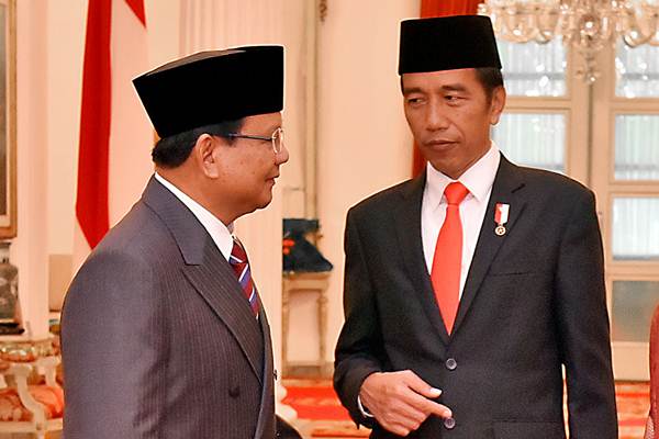 Jokowi Setengah Hati Restui Prabowo?