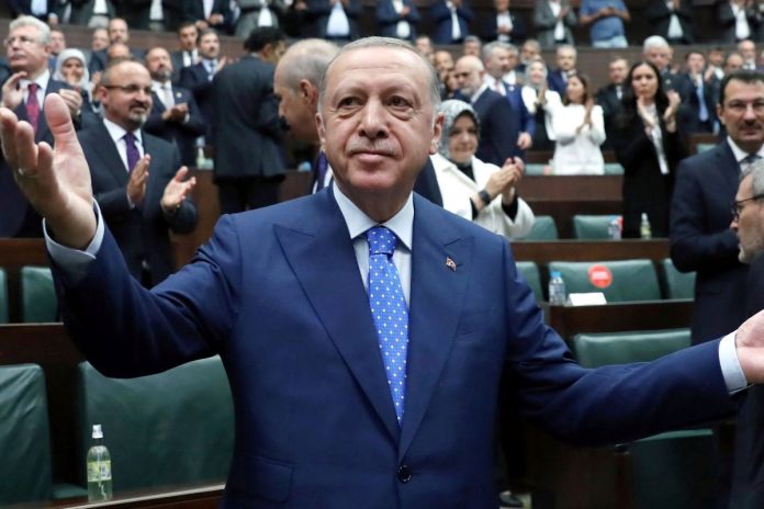 turki baru erdogan lawan barat