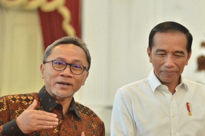 Zulhas Pede Tidak Dipecat Jokowi?