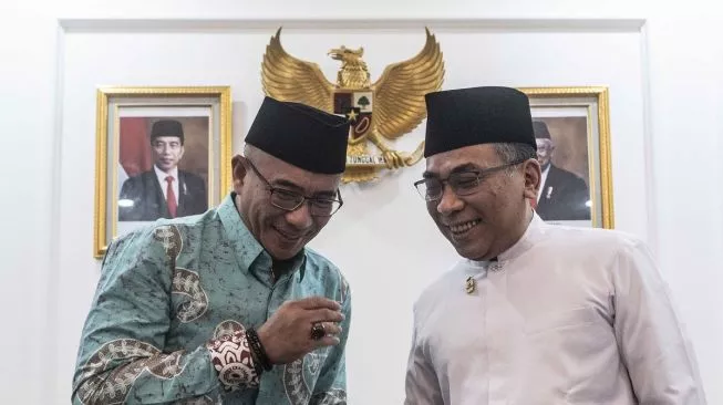 Gus Yahya Main Tepi Jurang?