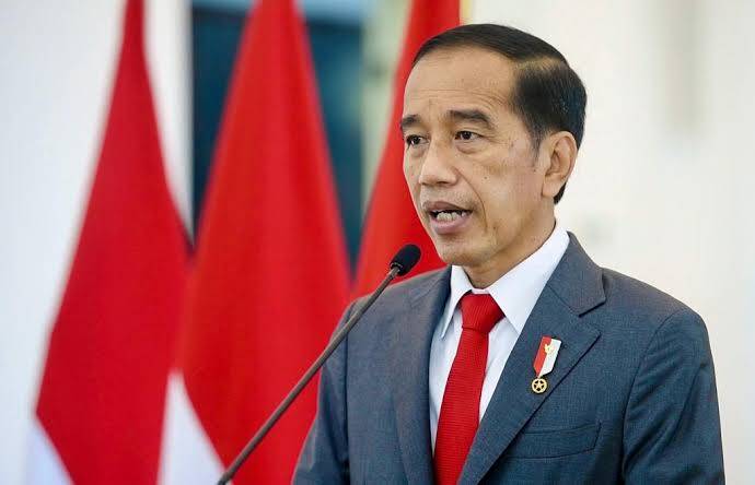 Jokowi “Ditinggalkan” Menterinya?