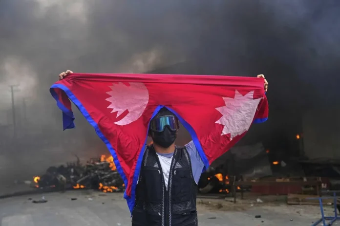 tiongkok asing di gelombang demo asia