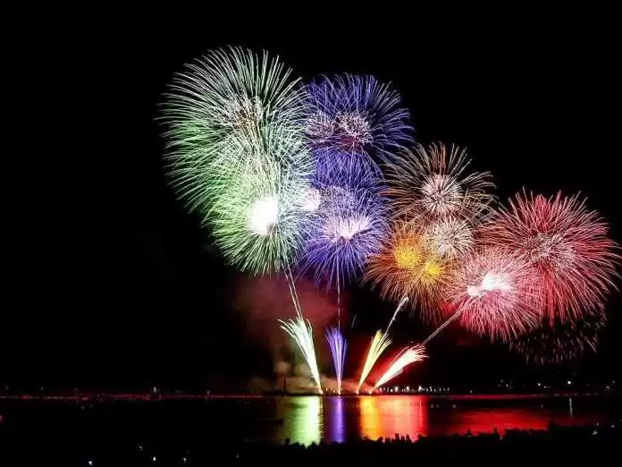 MALAM TAHUN BARU 2017, PEMPROV DKI PUSATKAN PERAYAAN DI ANCOL