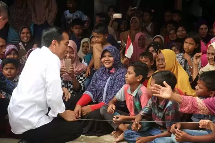 Jokowi Mendatangi Korban Benca Alam