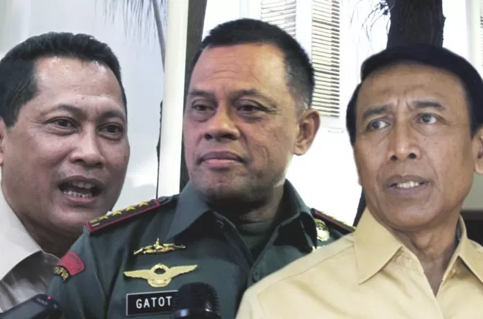 Tiga Jenderal Dan Dagelan Senjata