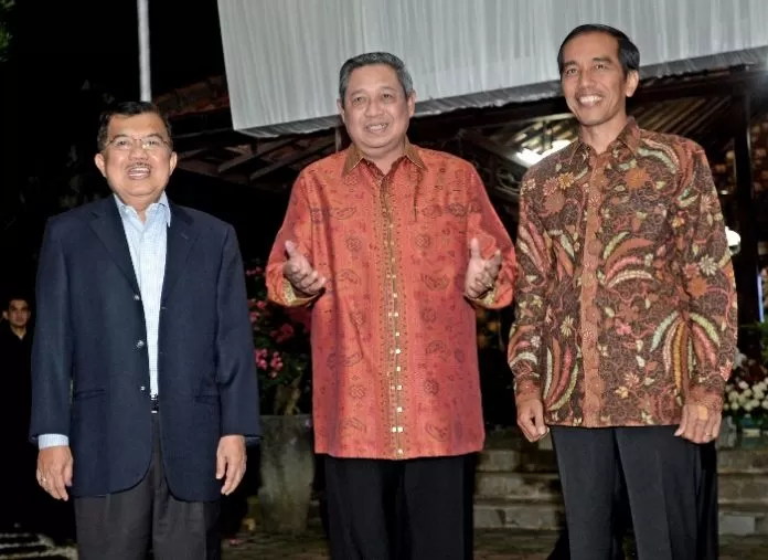 Demokrat, Jinak-jinak Merpati
