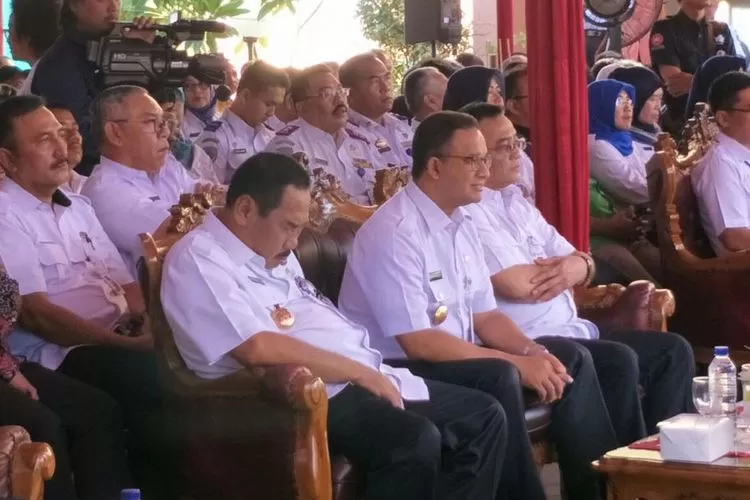 Pak Walkot Jangan Tidur Dong