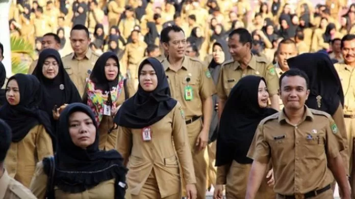 Naik Sampai Rp 100 Juta PNS Manja