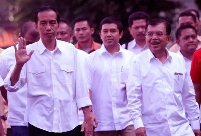 Tak Patuhnya Menteri Jokowi