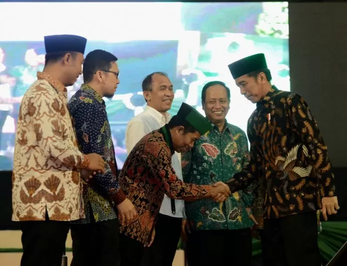 Strategi Jokowi Dekati HMI