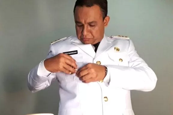 Anies Gubernur Non Job?