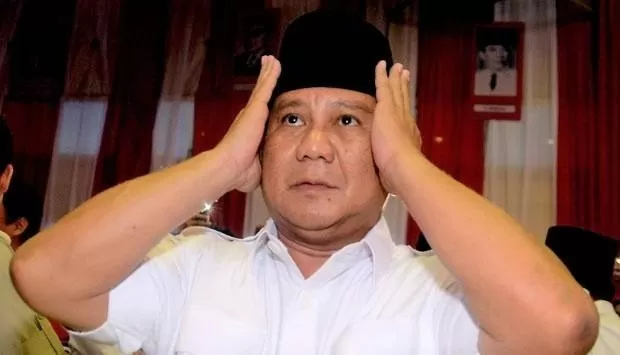 Prabowo Didepak Amien Rais