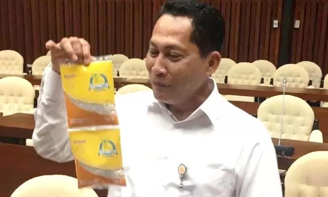 Buwas, Juragan Beras Sachetan