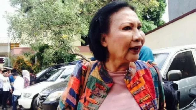 Sarumpaet: Dukung Jokowi Jadi Raja!