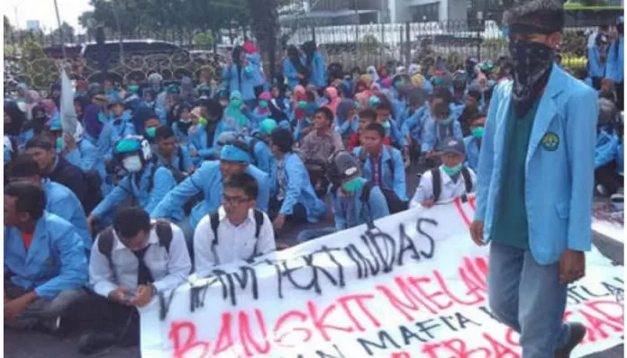 Aksi Mahasiswa Riau, Waspada Jokowi?
