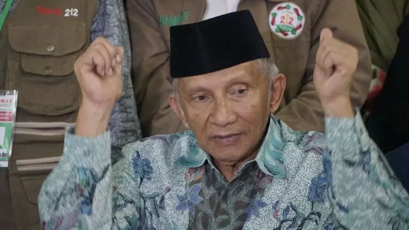 Amien Rais, “Dukun” Nasional?