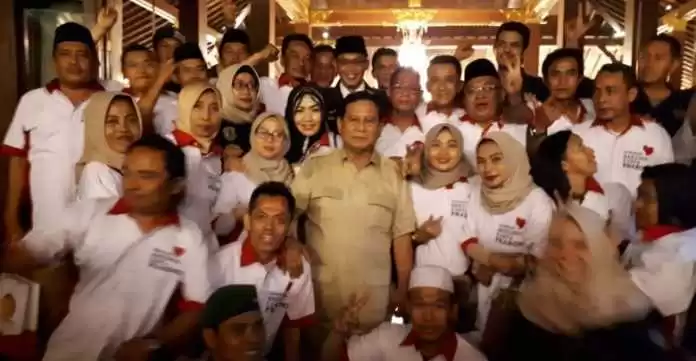 Rakyat Cinta Prabowo
