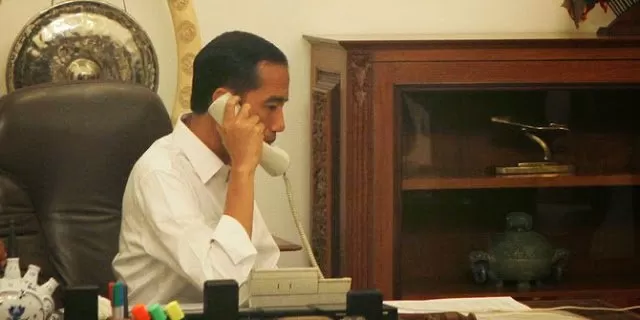 Jokowi Malas Rugi Ambil Cuti