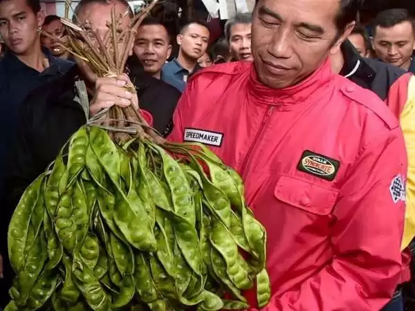 Terbukti Jokowi Dekat Dengan Komunis?