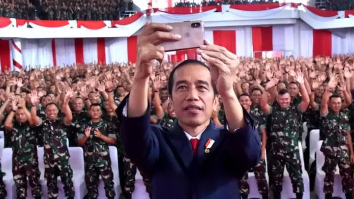 Jokowi dan Tunjangan Babinsa
