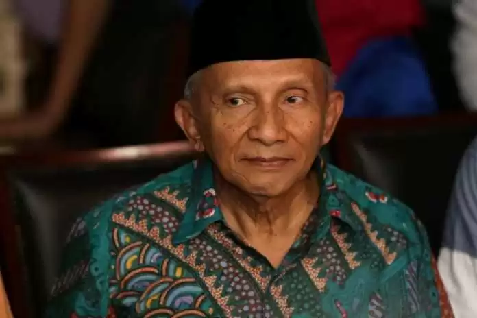 amien rais mundur