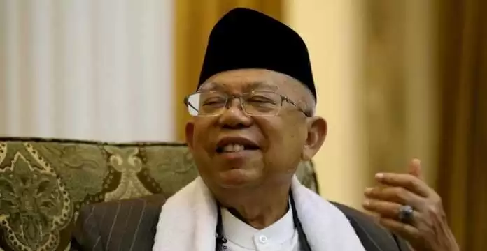 maruf amin diperalat jokowi