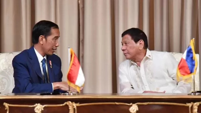Jokowi Paksa Ma’ruf Kerja Rodi?