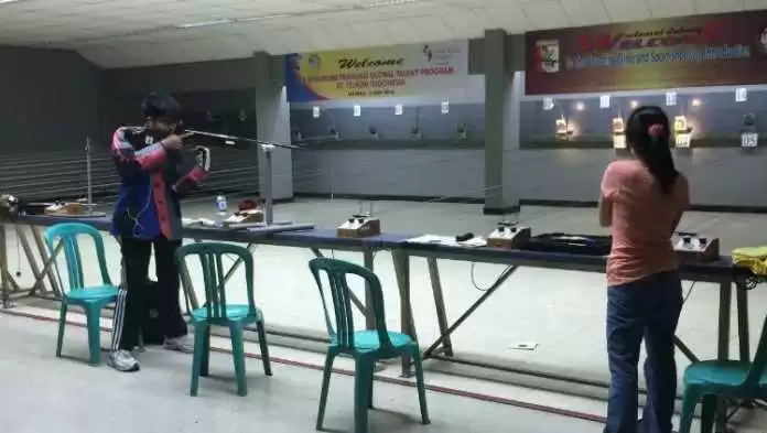DPR Latihan Tembak Lalat