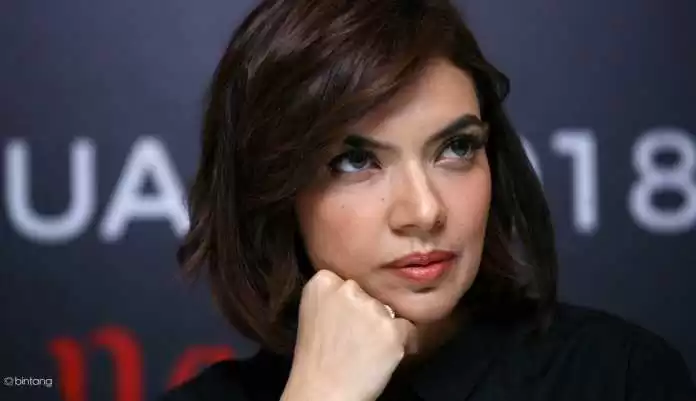 najwa shihab moderator debat