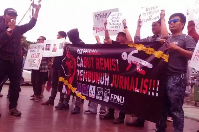 Terantuk Cacat Retorika Hukum Jokowi