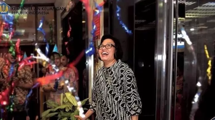Sri Mulyani, Sang Pemburu Pajak