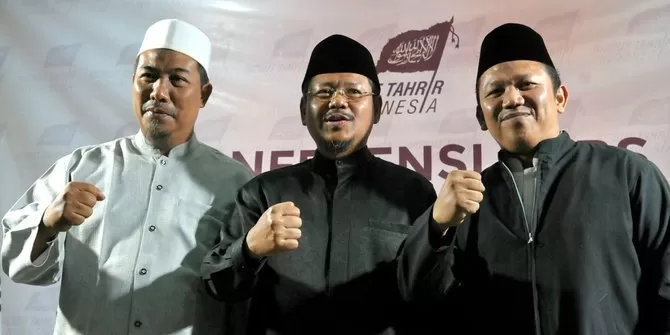 Jokowi Kejam ke FPI-HTI Saja