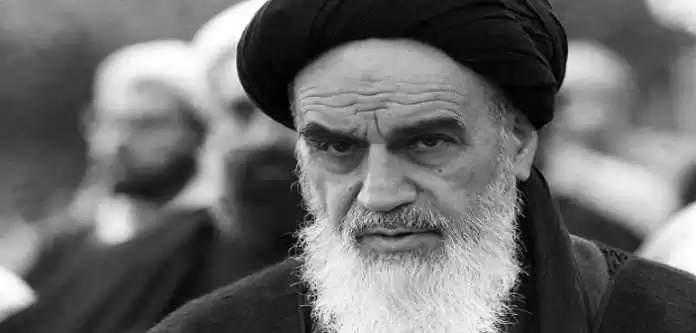 Rizieq Tak Sehebat Khomeini!
