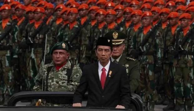 Young Turk Di Pusaran Jokowi