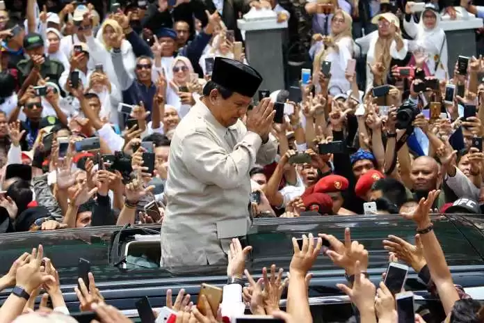 Di Balik Politik Macho-isme Prabowo
