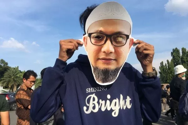 KPK Aksi Diam, Pejabat Bungkam?